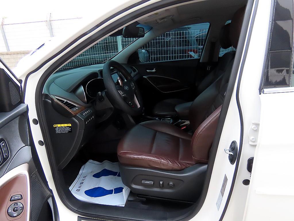 HYUNDAI Maxcruz - Vista 5