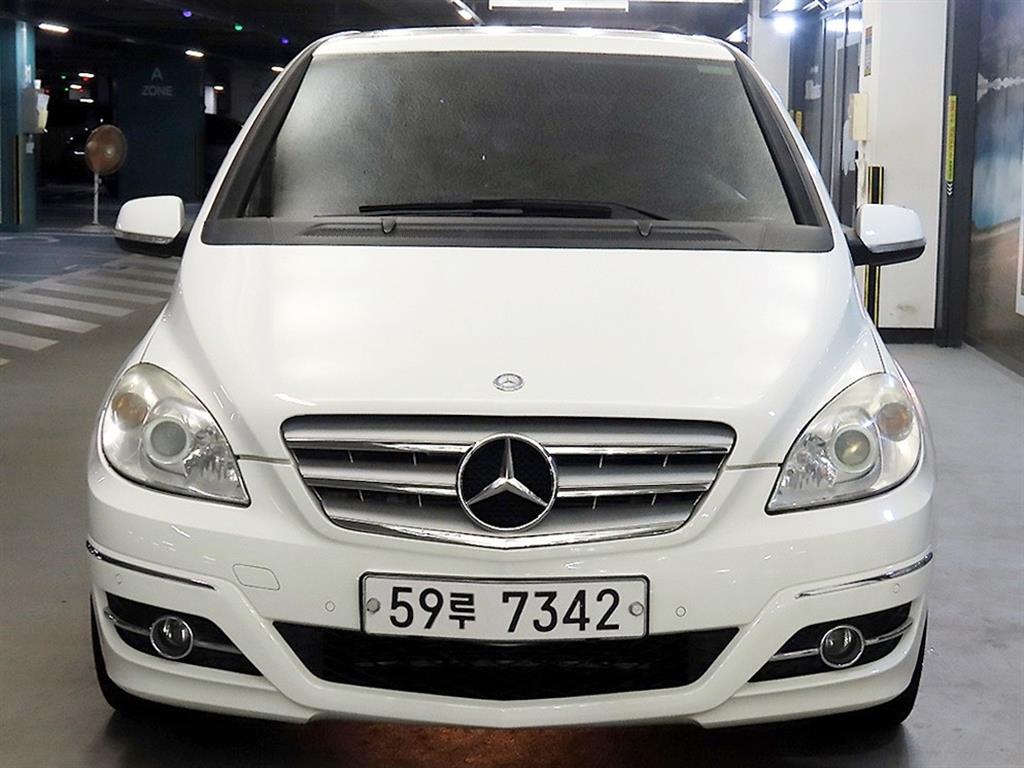 Mercedes Benz B Class (MY B) 2011 Blanco - Importación desde Corea - HF Imports Iquique - Foto 1