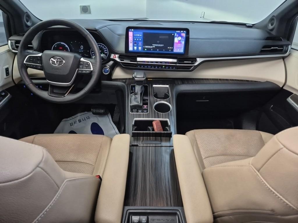 Toyota Siena - Vista 6