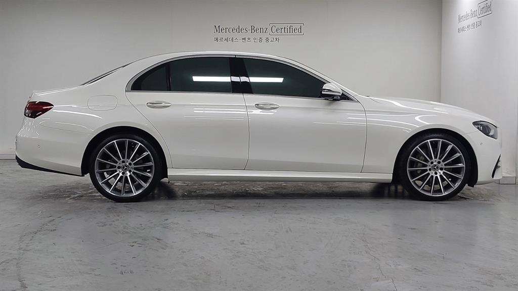 Mercedes Benz E class - Vista 2