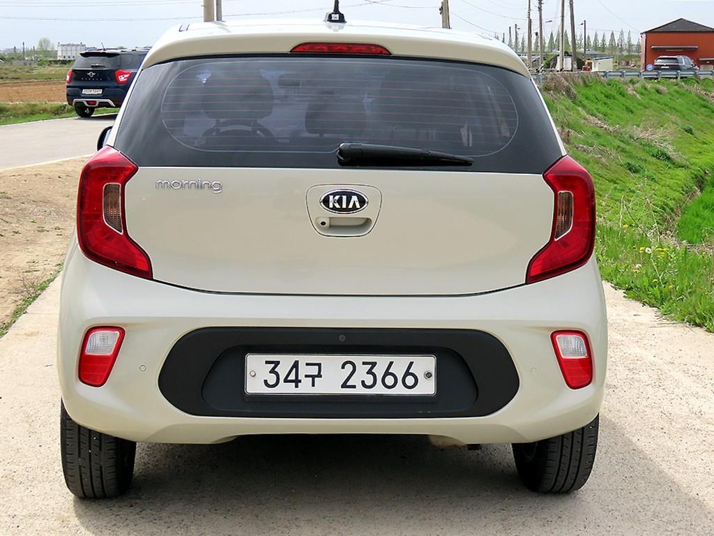 KIA Morning - Vista 4