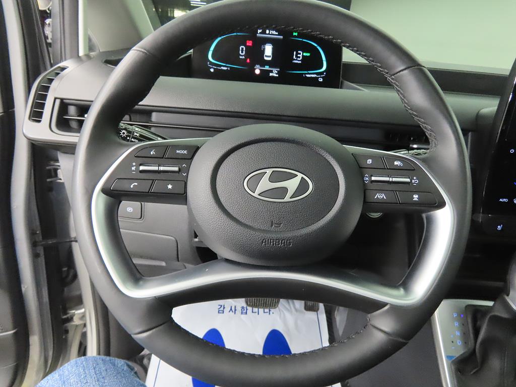 HYUNDAI Staria - Vista 8