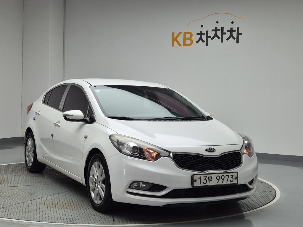 KIA K3 - Vista 4