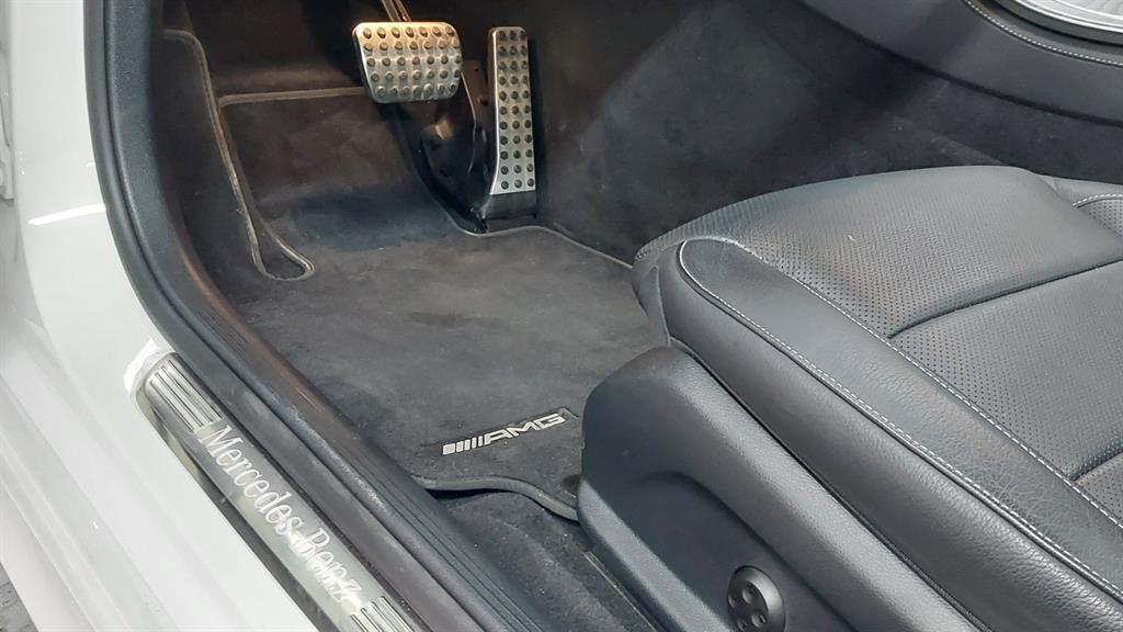 Mercedes Benz E class 2022 the color of pearl - Importación desde Corea - HF Imports Iquique - Foto 17