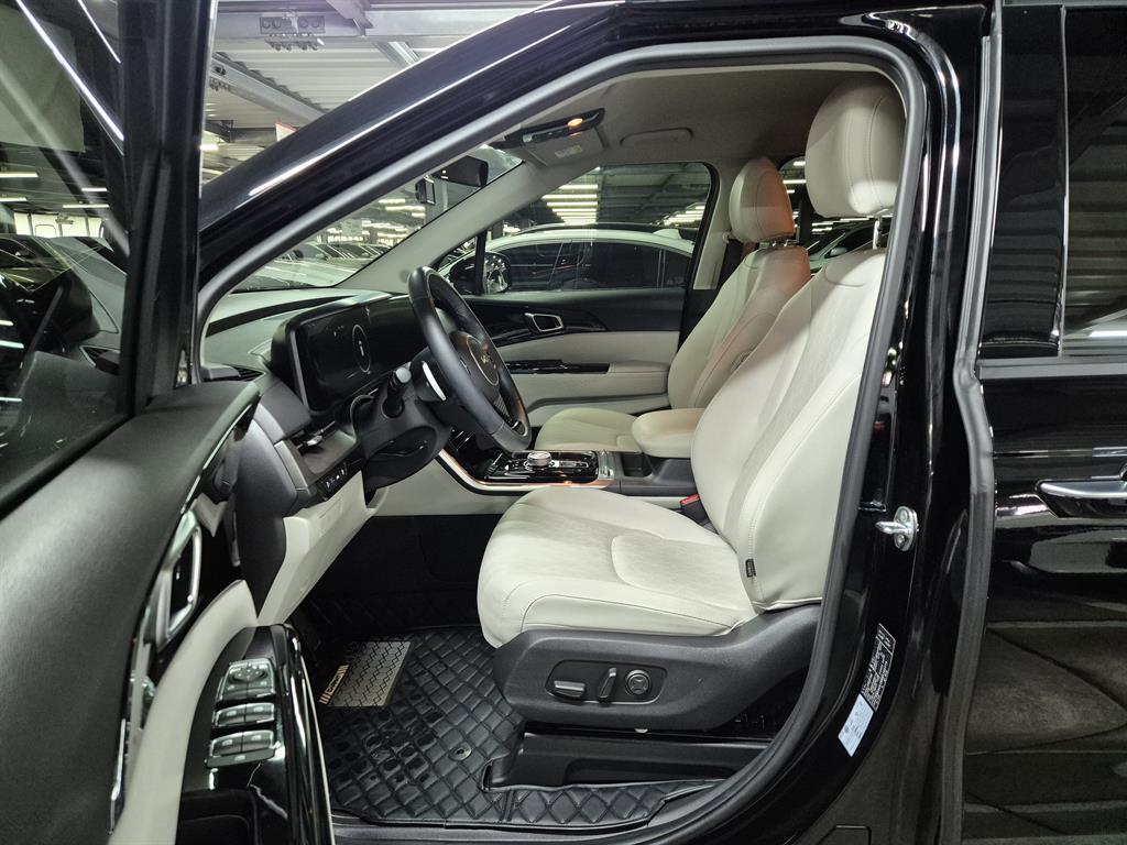 KIA Carnival - Vista 8