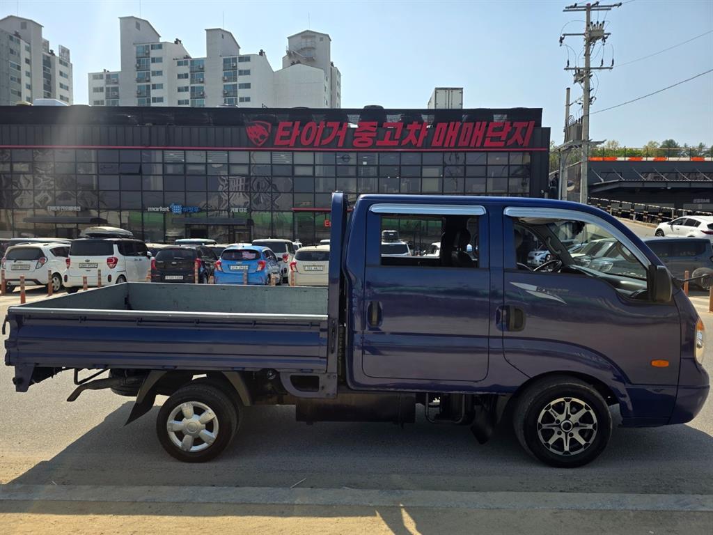 Small Truck Cargo (small) - Vista 4