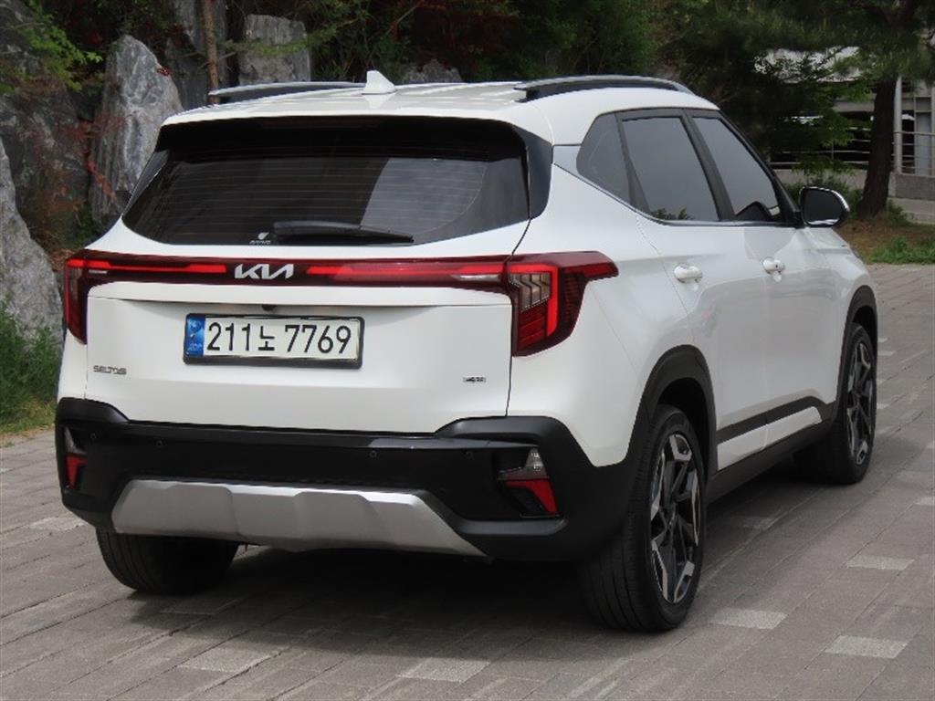 KIA Seltos - Vista 5