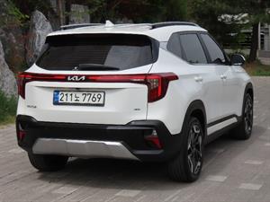 KIA Seltos - Vista 6