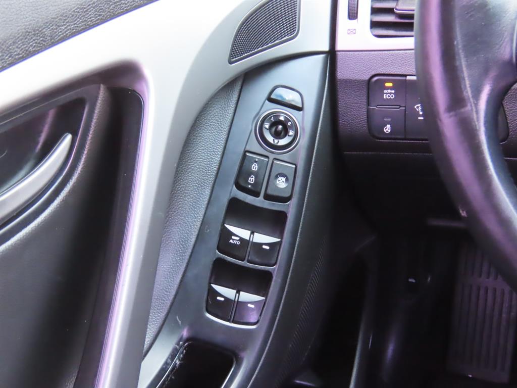 HYUNDAI Avante 2014 Plateado - Importación desde Corea - HF Imports Iquique - Foto 12