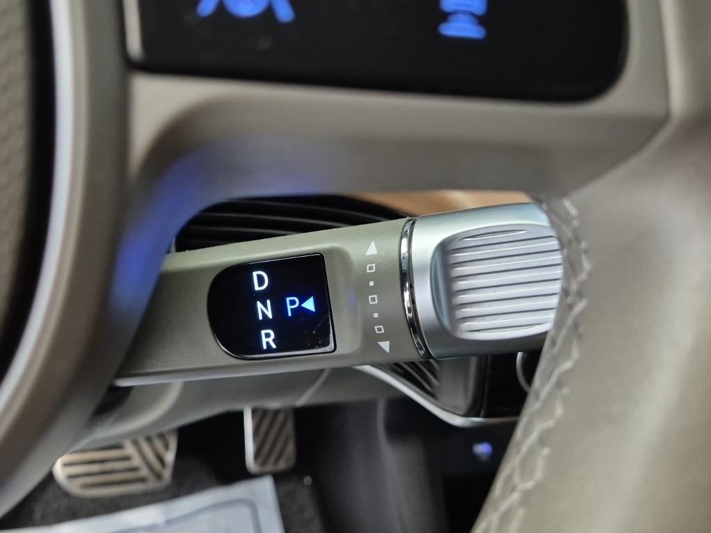 HYUNDAI Ioniq 5 - Vista 8