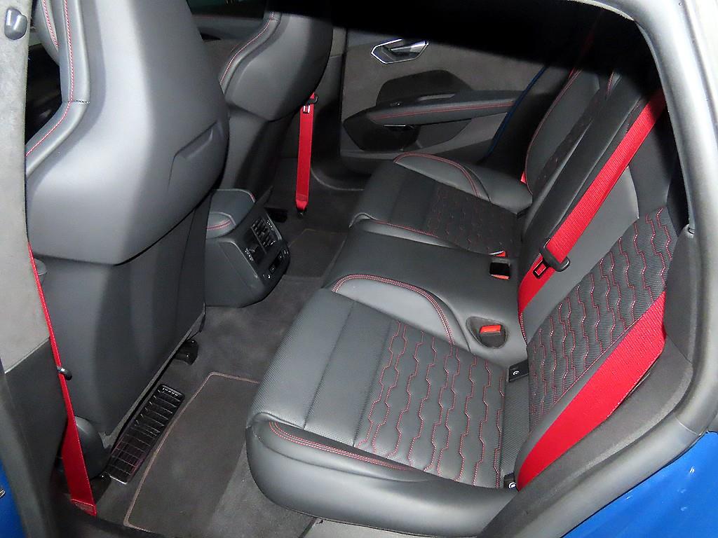 Audi RS e-tron GT - Vista 7