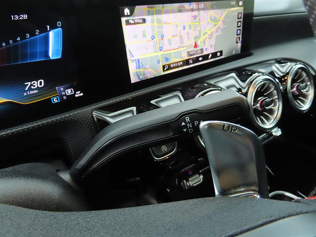 Mercedes Benz A Class - Vista 11