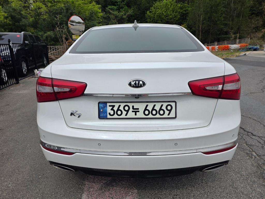 KIA K7 - Vista 3