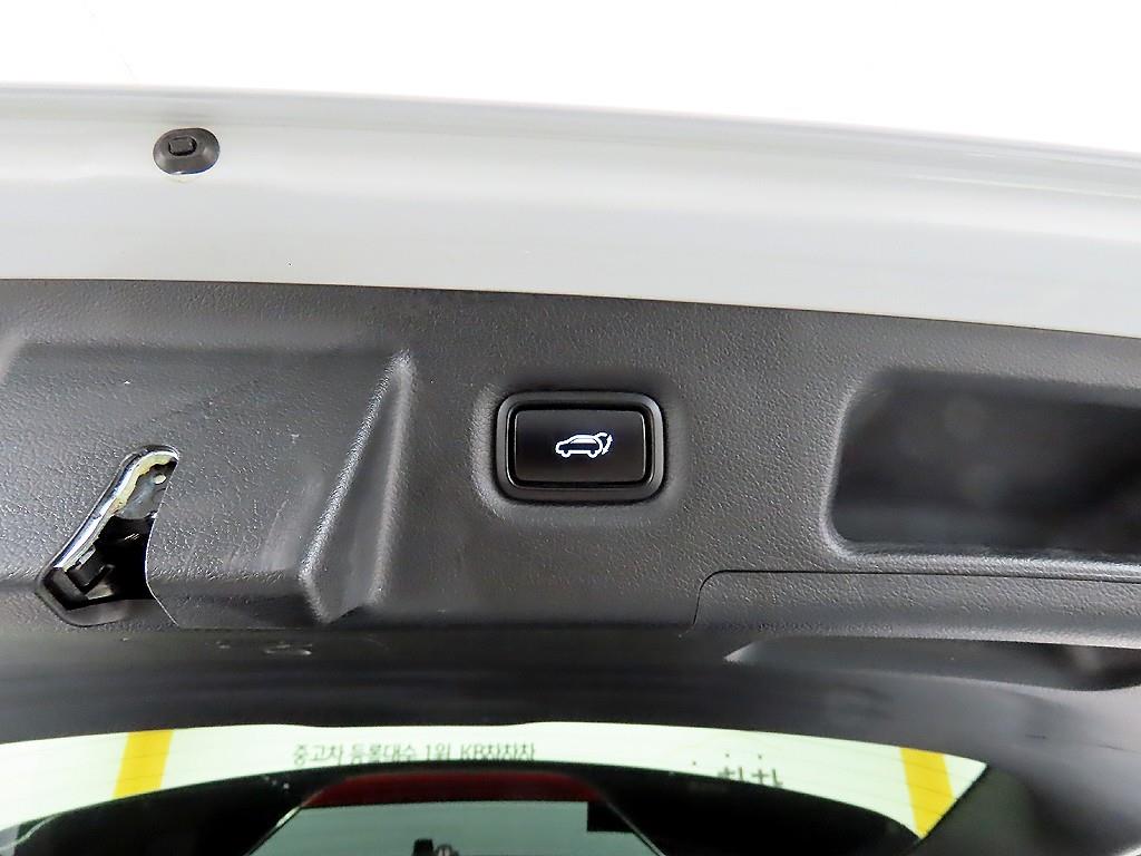 HYUNDAI Santa Fe 2023 Blanco - Importación desde Corea - HF Imports Iquique - Foto 18