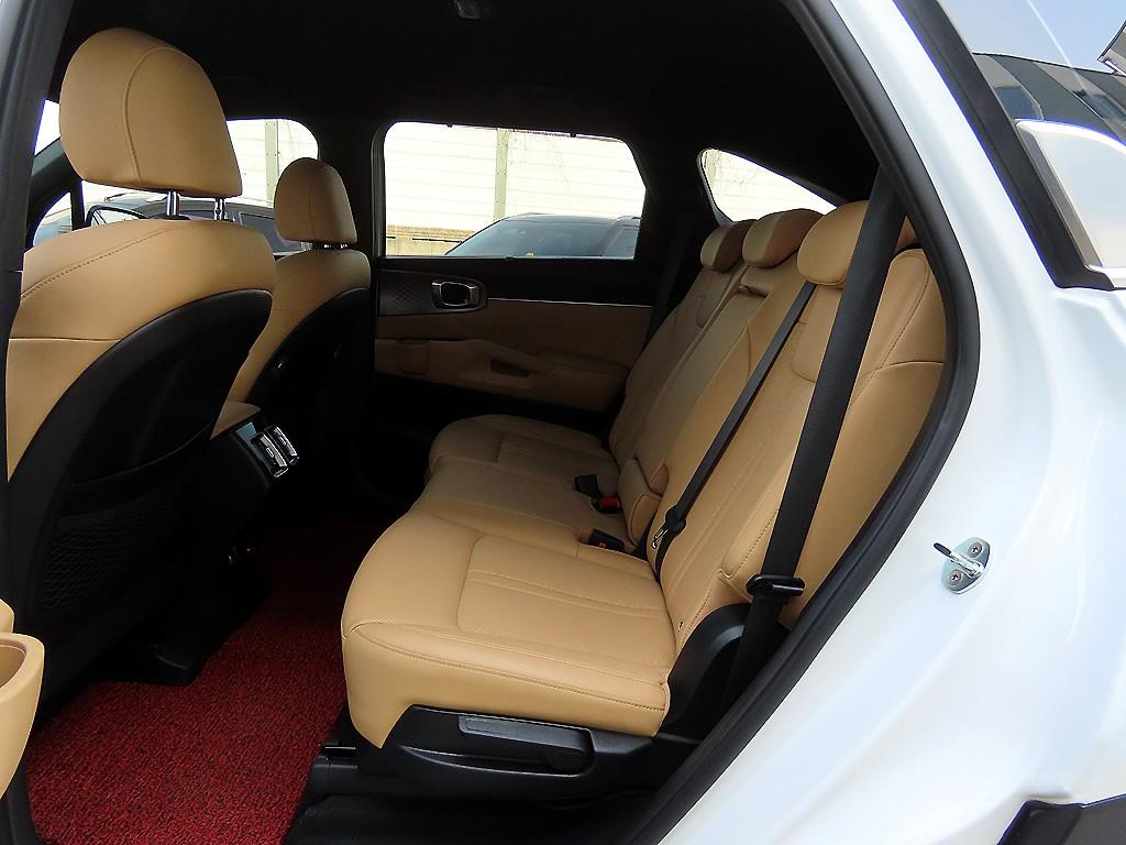 KIA Sorento - Vista 6