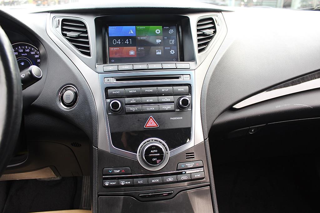 HYUNDAI Grandeur 2016 Negro - Importación desde Corea - HF Imports Iquique - Foto 14