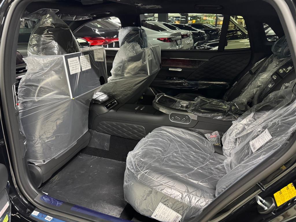 Genesis G90 2026 Negro - Importación desde Corea - HF Imports Iquique - Foto 13