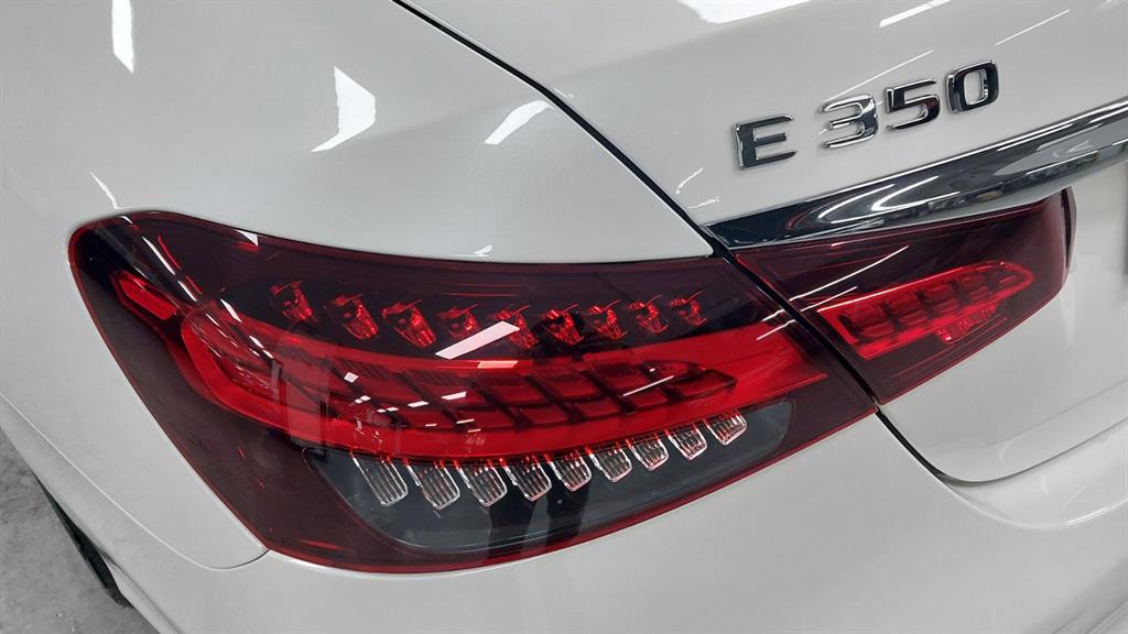 Mercedes Benz E class 2022 the color of pearl - Importación desde Corea - HF Imports Iquique - Foto 18