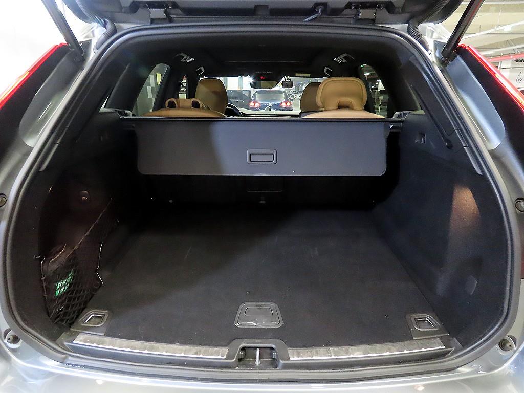 Volvo XC60 2021 Gris - Importación desde Corea - HF Imports Iquique - Foto 16