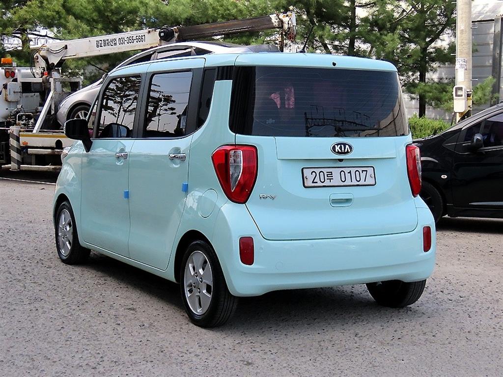 KIA Ray - Vista 3