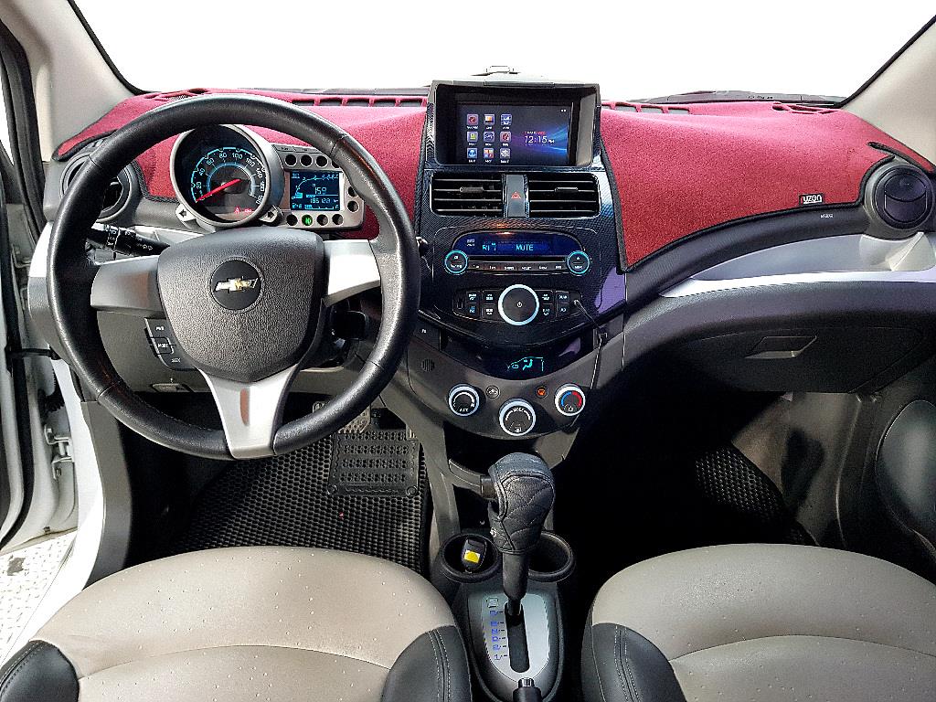 Chevrolet Spark - Vista 5