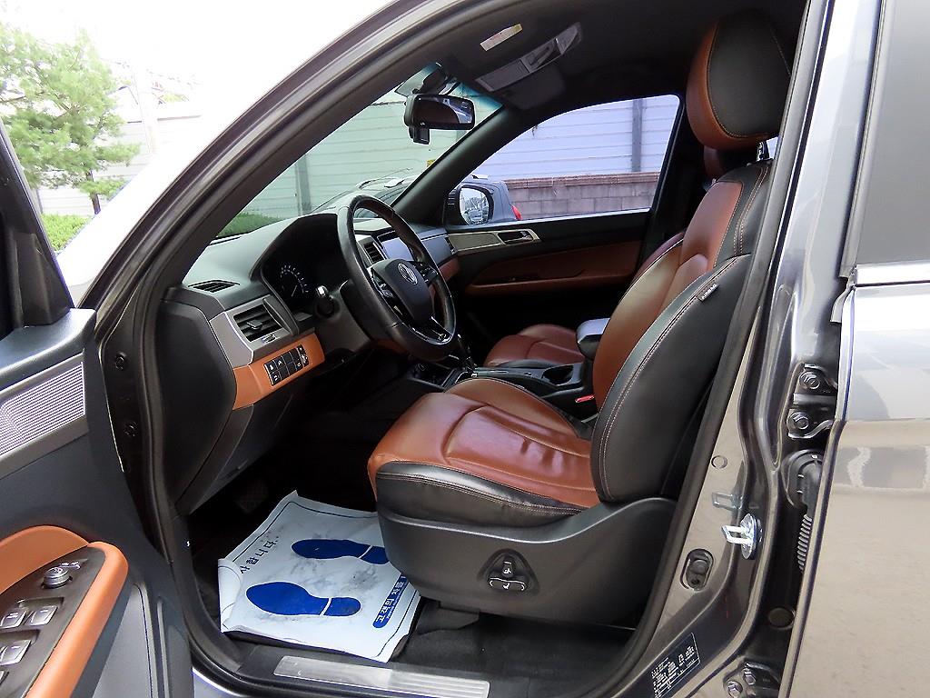 Ssangyong Rexton - Vista 5