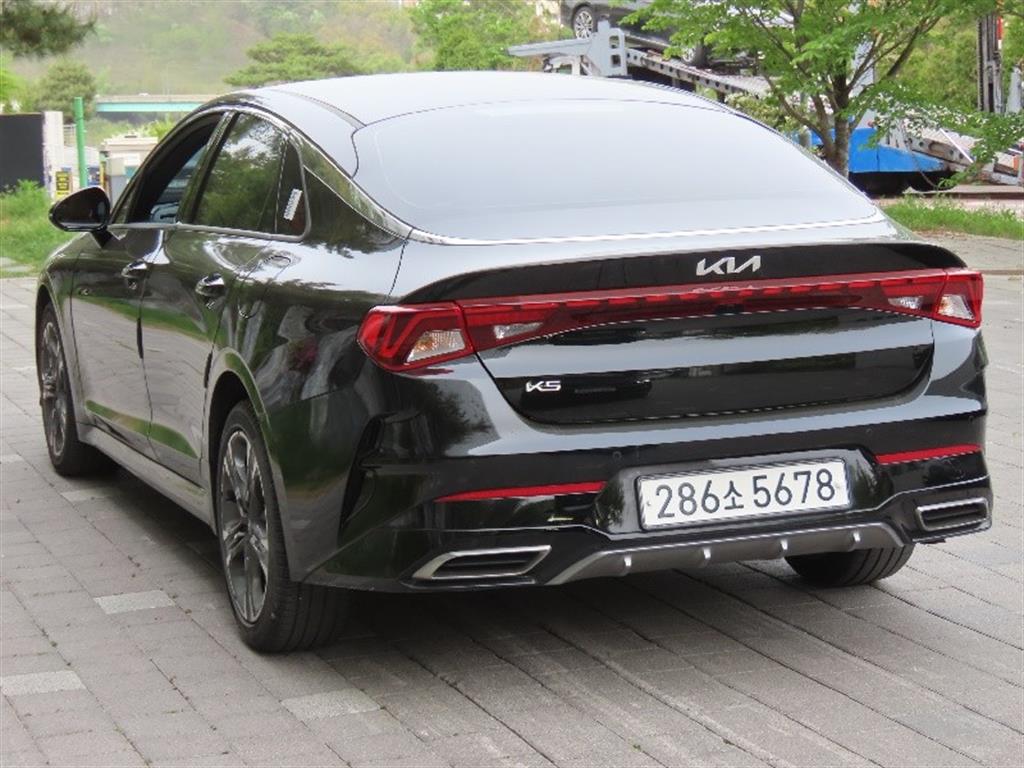 KIA K5 - Vista 7