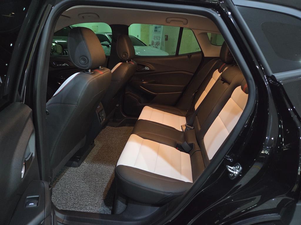 Chevrolet Trax - Vista 7