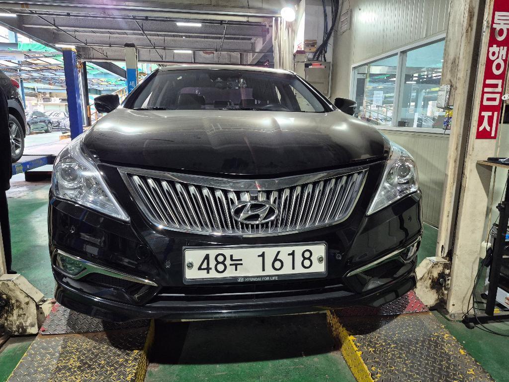 HYUNDAI Grandeur 2015 Negro - Importación desde Corea - HF Imports Iquique - Foto 1