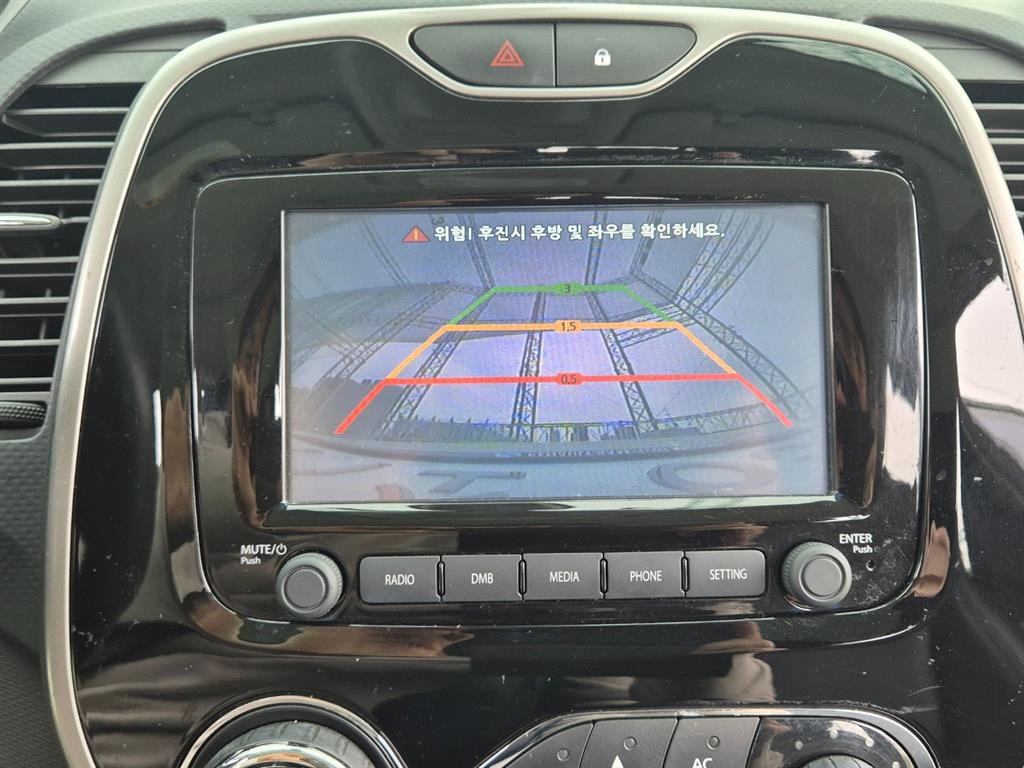 SAMSUNG QM3 - Vista 10