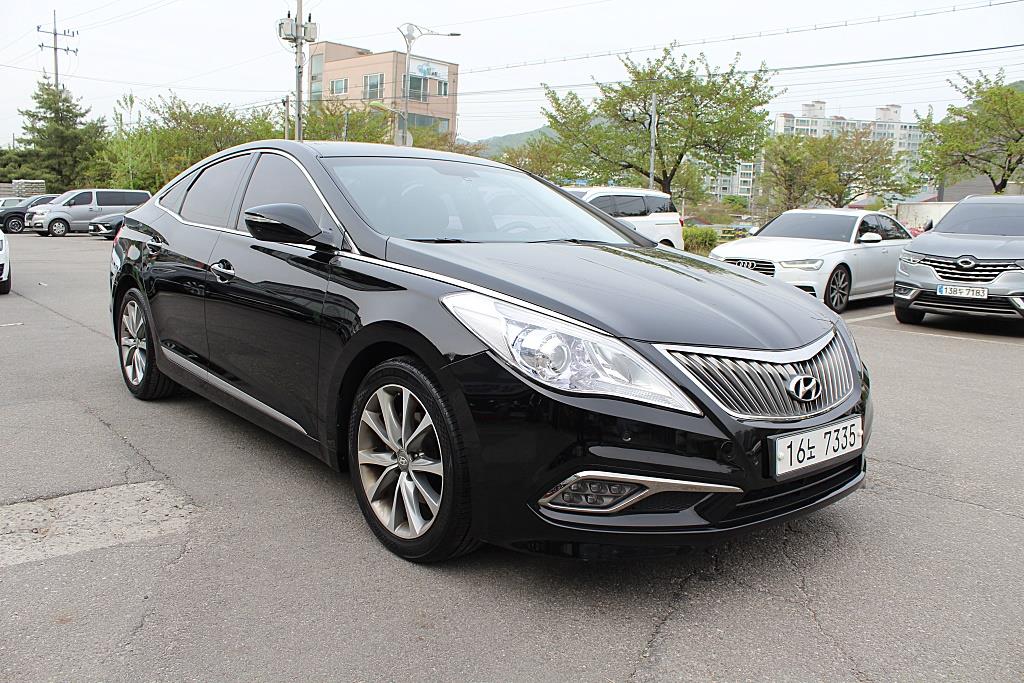 HYUNDAI Grandeur - Vista 3