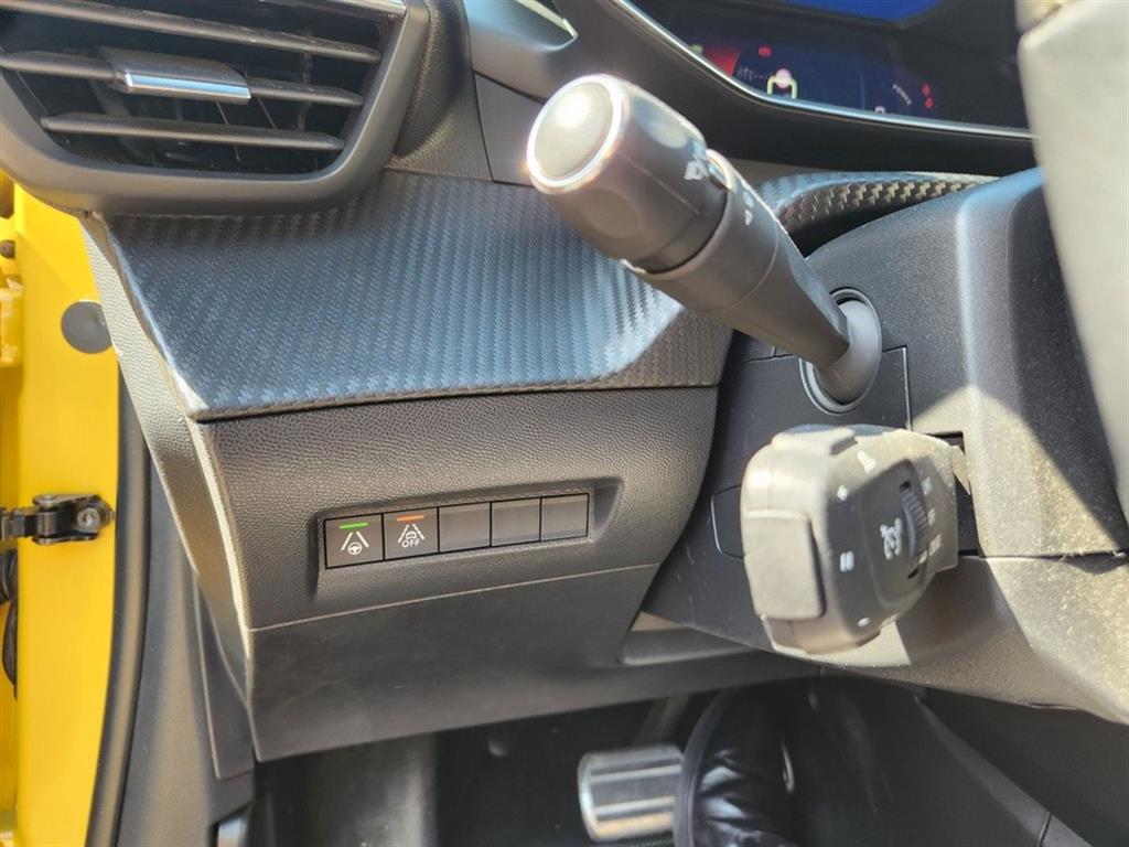 Peugeot 208 - Vista 9