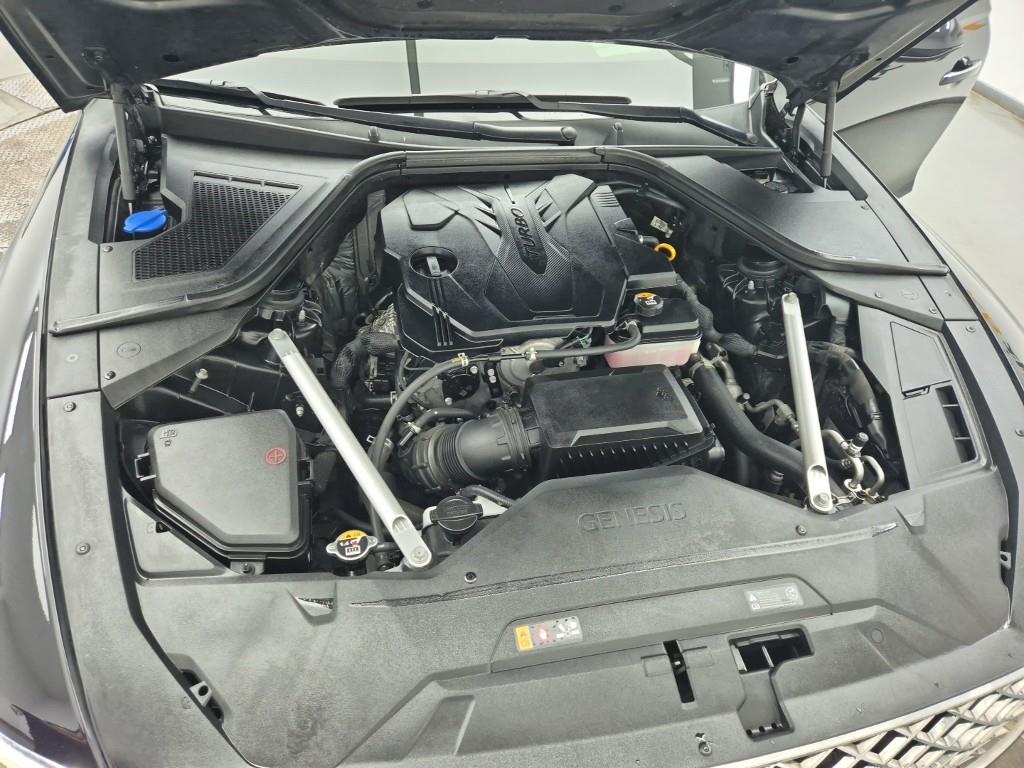 Genesis G80 - Vista 6