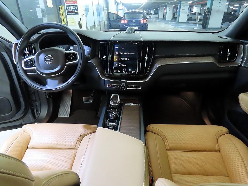 Volvo XC60 - Vista 10