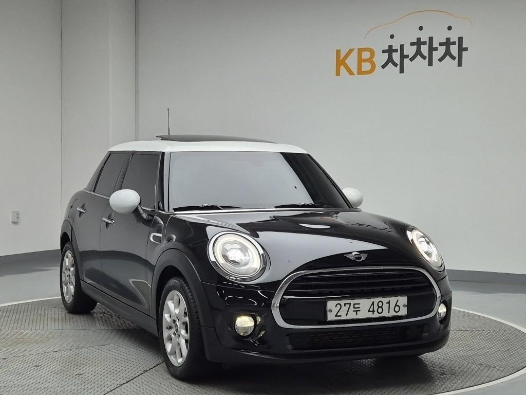 Mini Cooper 2018 Negro - Importación desde Corea - HF Imports Iquique - Foto 1