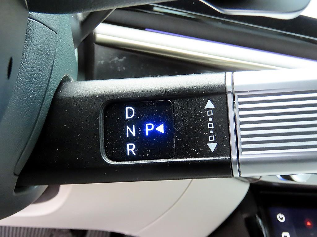 HYUNDAI Grandeur - Vista 11