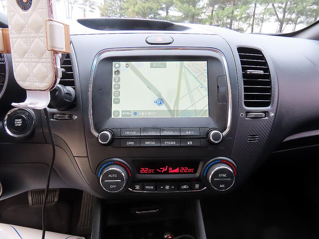 KIA K3 2016 Blanco - Importación desde Corea - HF Imports Iquique - Foto 13