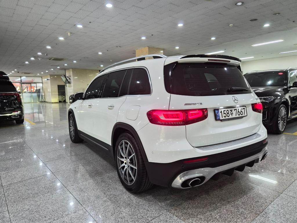 Mercedes Benz GLB Class - Vista 3