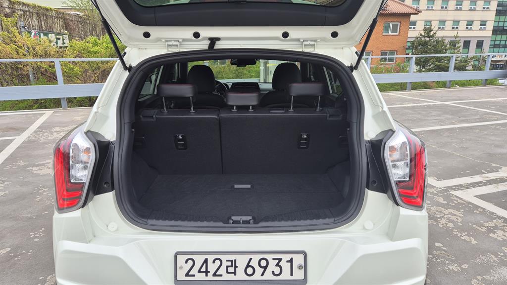 Ssangyong Tivoli 2020 Blanco - Importación desde Corea - HF Imports Iquique - Foto 14