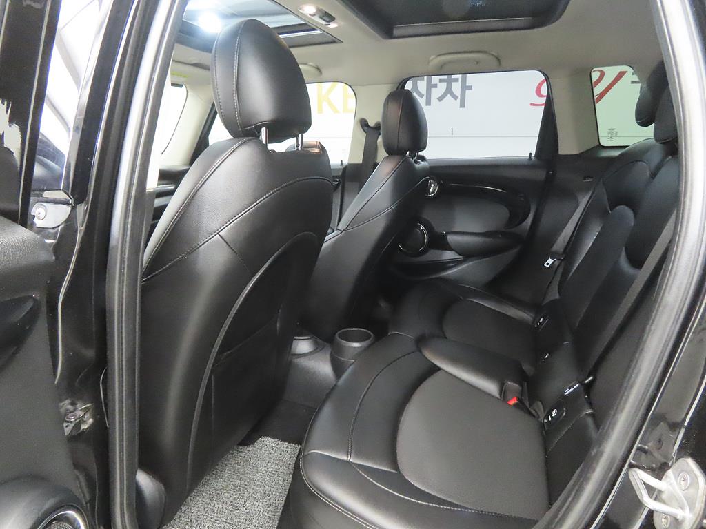 Mini Cooper - Vista 6