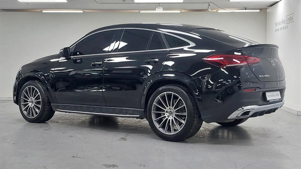 Mercedes Benz GLE Class - Vista 7