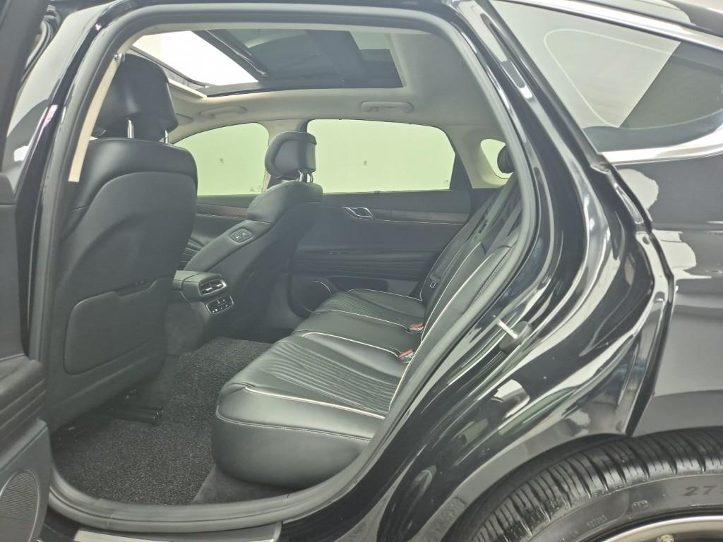 Genesis G80 - Vista 12