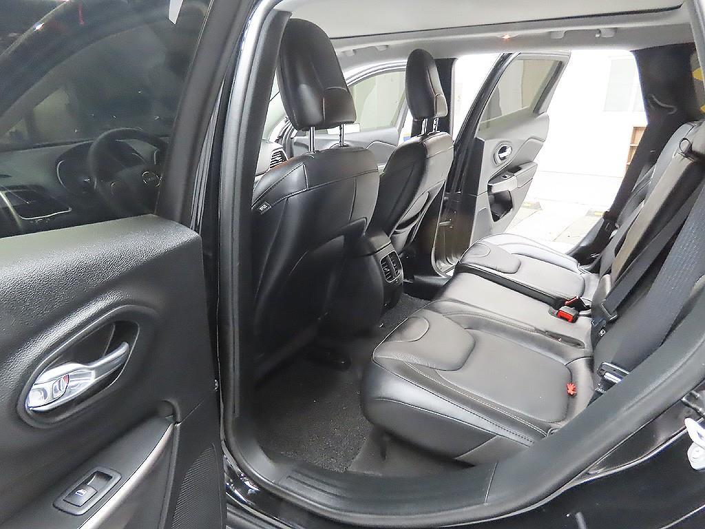 Jeep Cherokee 2022 Negro - Importación desde Corea - HF Imports Iquique - Foto 9
