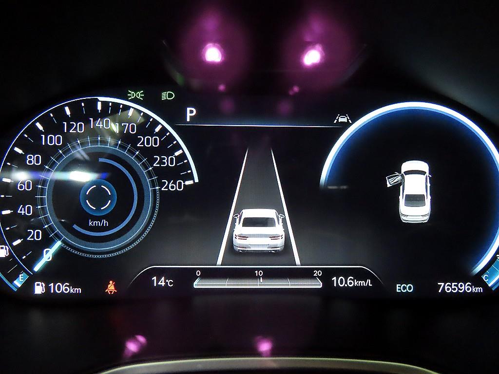 Genesis G80 - Vista 9