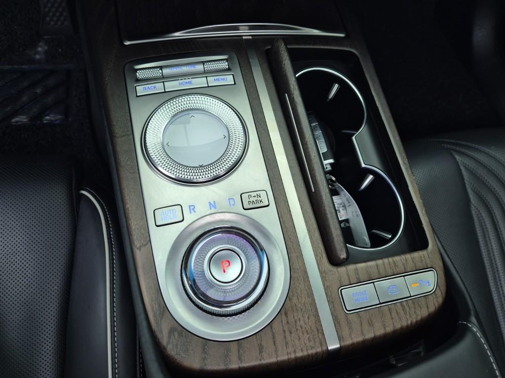 Genesis G80 - Vista 8