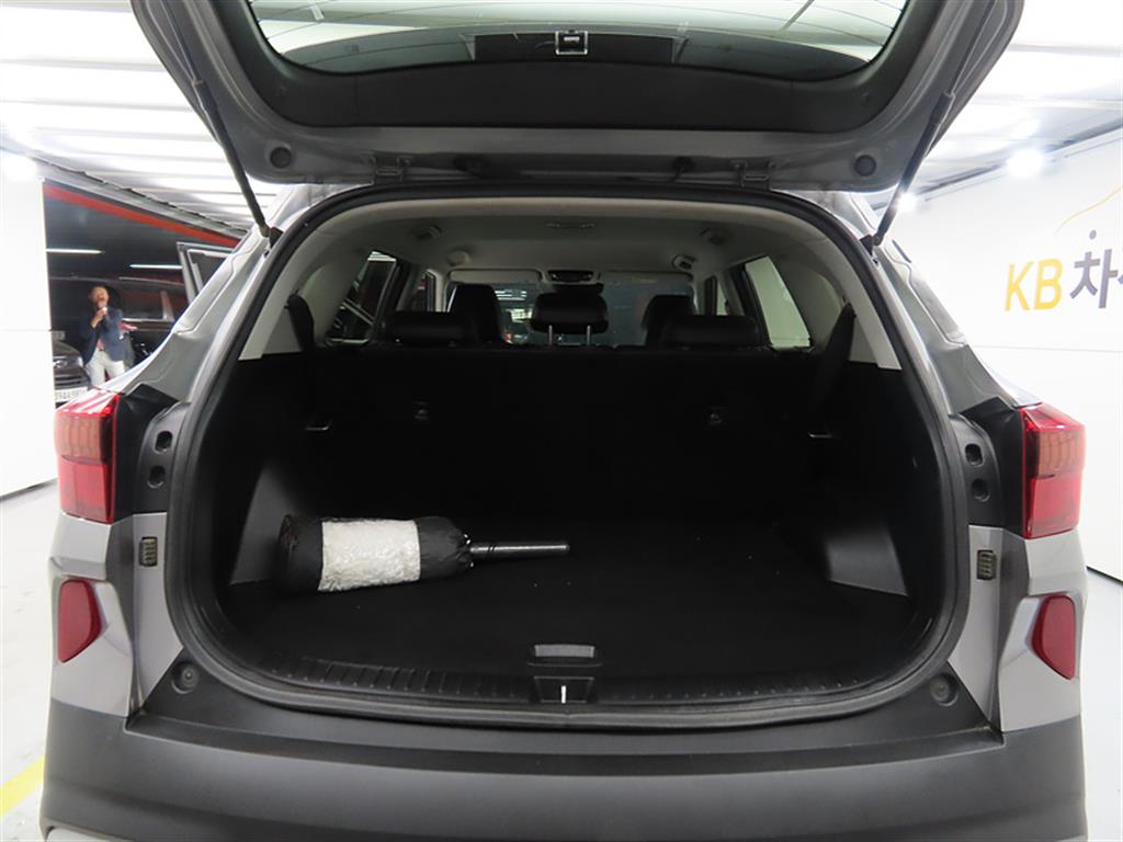 KIA Seltos 2022 Gris - Importación desde Corea - HF Imports Iquique - Foto 18