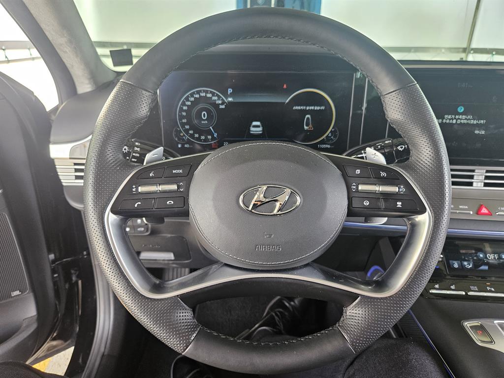HYUNDAI Grandeur - Vista 4