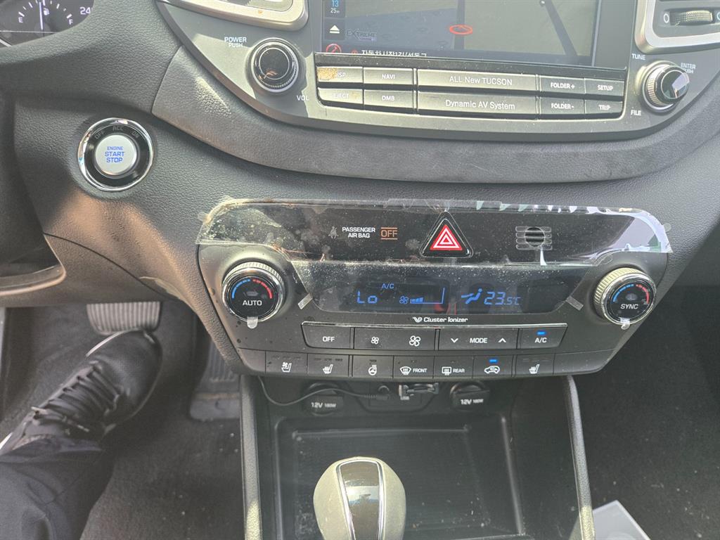 HYUNDAI Tucson - Vista 10
