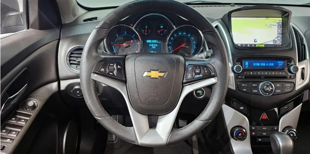 Chevrolet Cruise 2016 Gris - Importación desde Corea - HF Imports Iquique - Foto 13