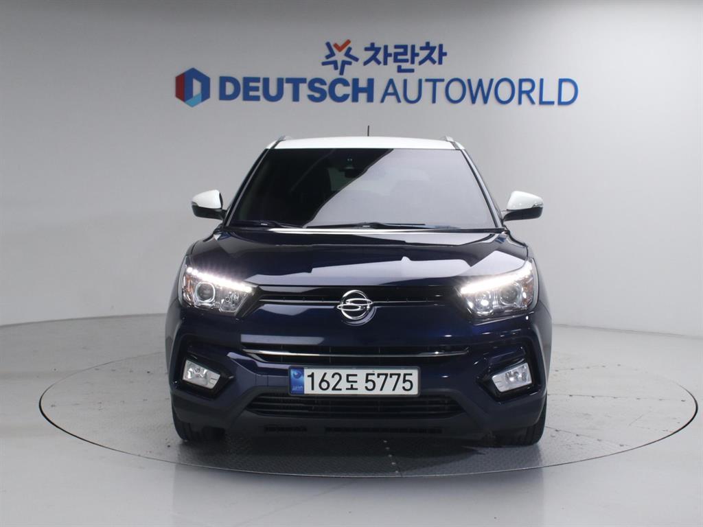 Ssangyong Tivoli - Vista 3